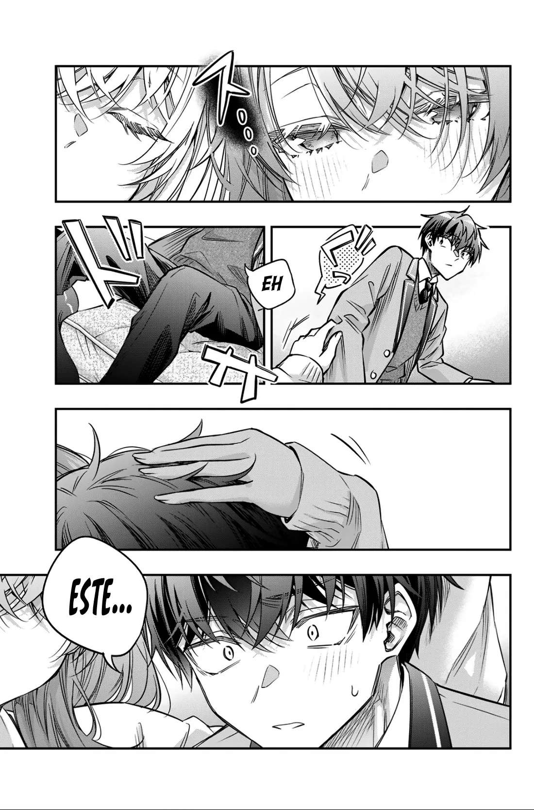 Alya-san, quien se sienta a mi lado, a veces susurra cosas dulces en ruso. Capítulo 77 - página 13